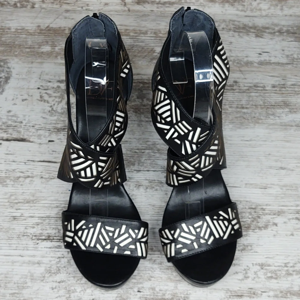 Diane Von Furstenberg Black Cutout Leather Wedge Sandals - Picture 9 of 15